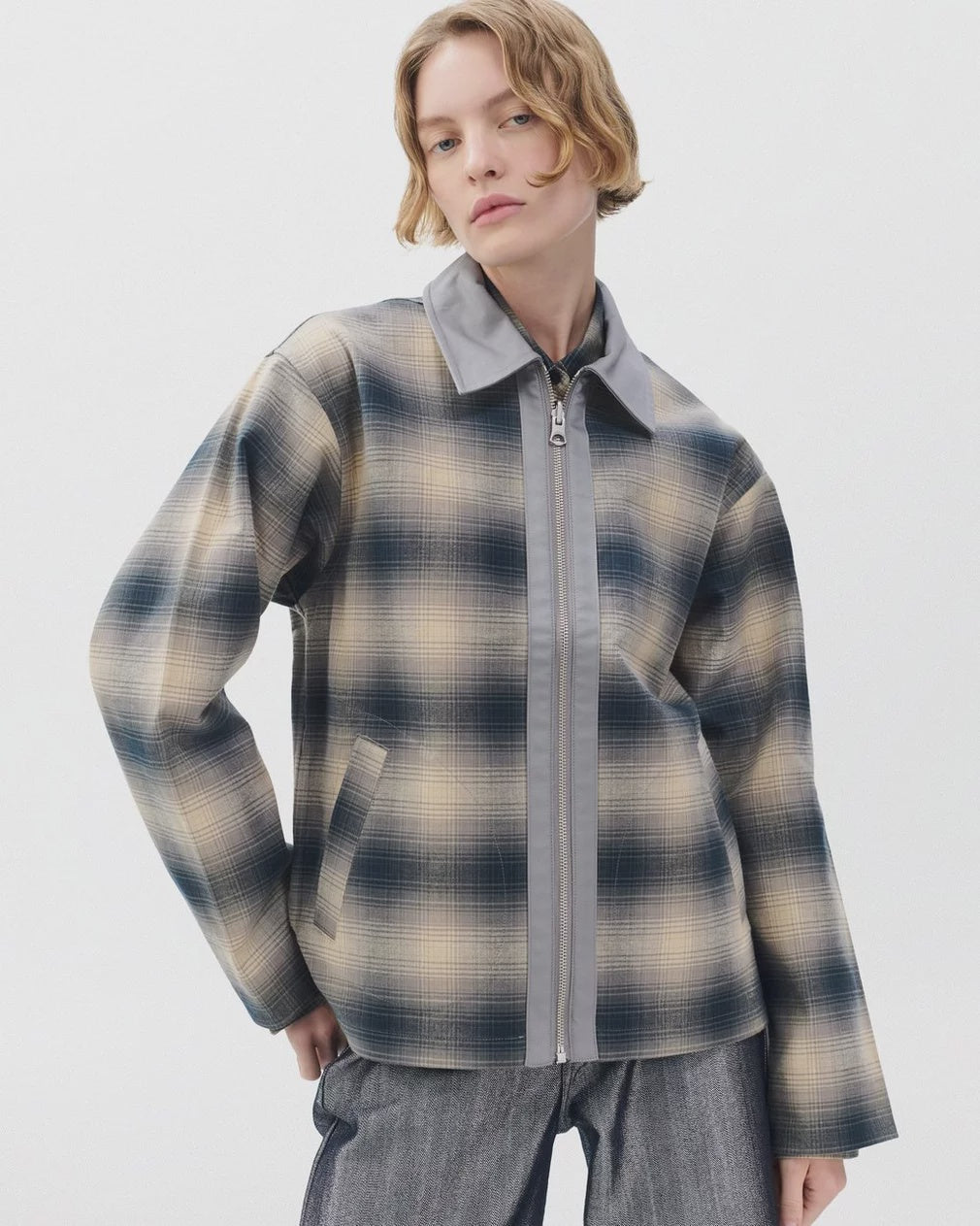 Carrie-Reversible-Jacket-065
