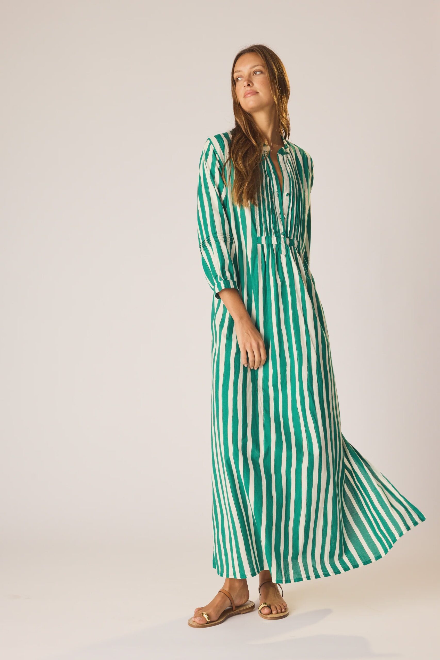 SS26_FullBody_0153_2048x_6b8d4eed-b4d6-408b-9776-c2cd430f48f1