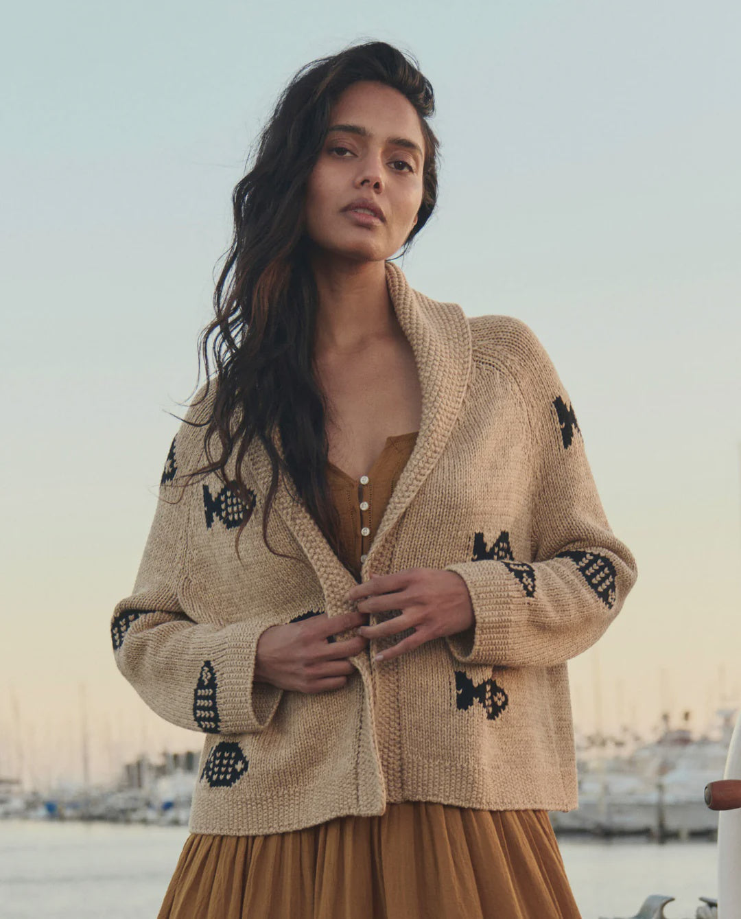 THE-GREAT-LOOK-36-THE-DAY-BREAK-DRESS-CLAY-THE-SWIMMING-FISH-LODGE-CARDIGAN-NATURAL-05242_1_1080x_202cd806-3731-464f-bf7f-40413c480ba3
