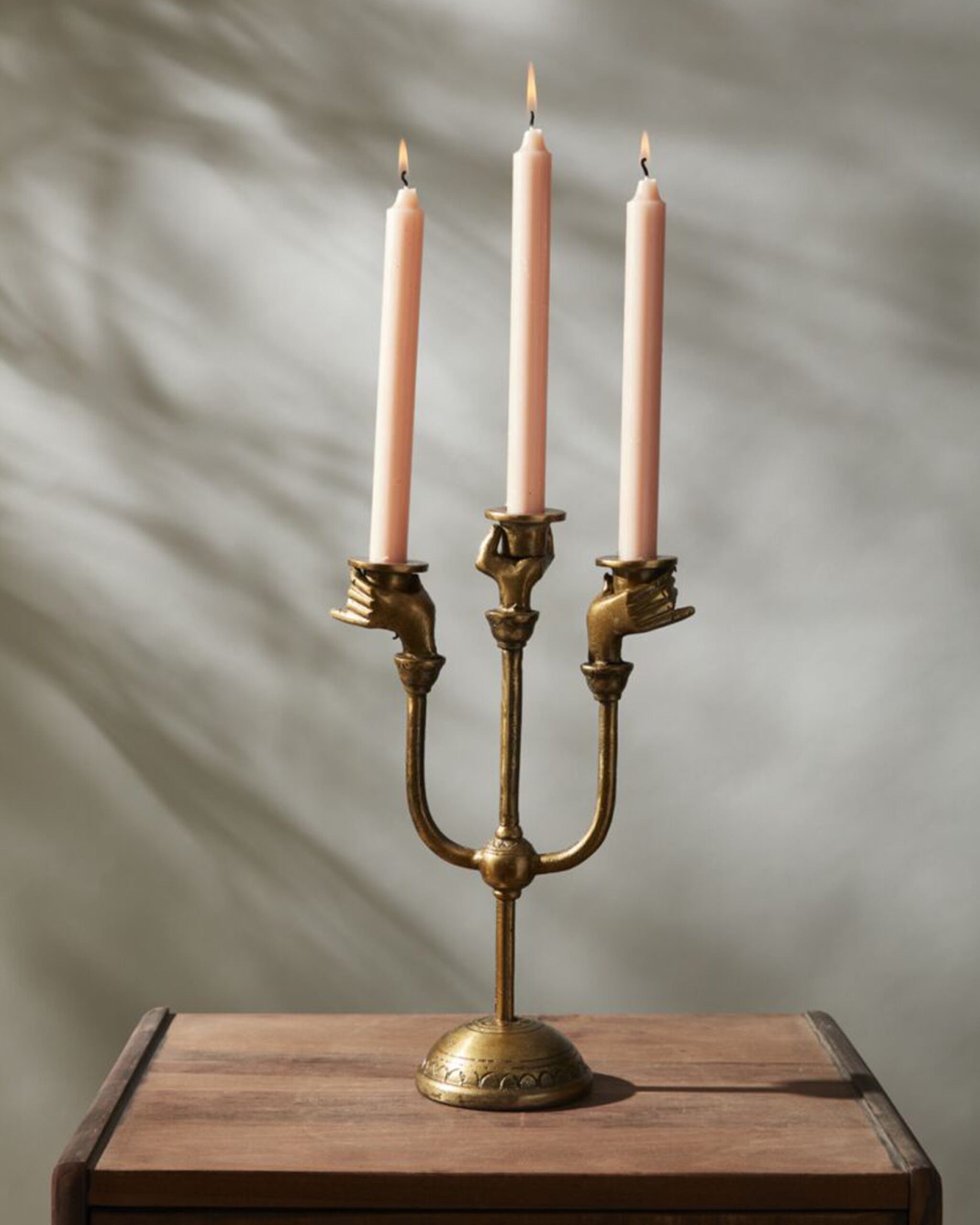 hands-candle-holder