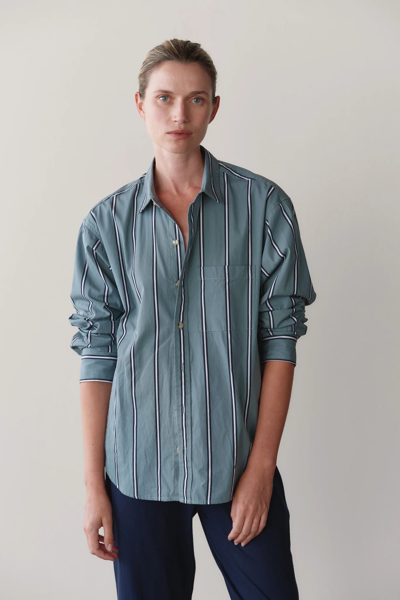 the-pop-shirt_sage-stripe_004